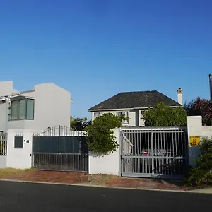 Milnerton Lagoon 4*, Cape Town South Africa